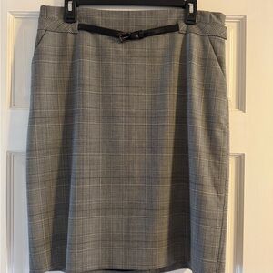 Ann Taylor Black and Gray Plaid Pencil Skirt